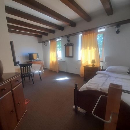 Teuta Palace Dom Faletici Hotel Sarajevo Bagian luar foto