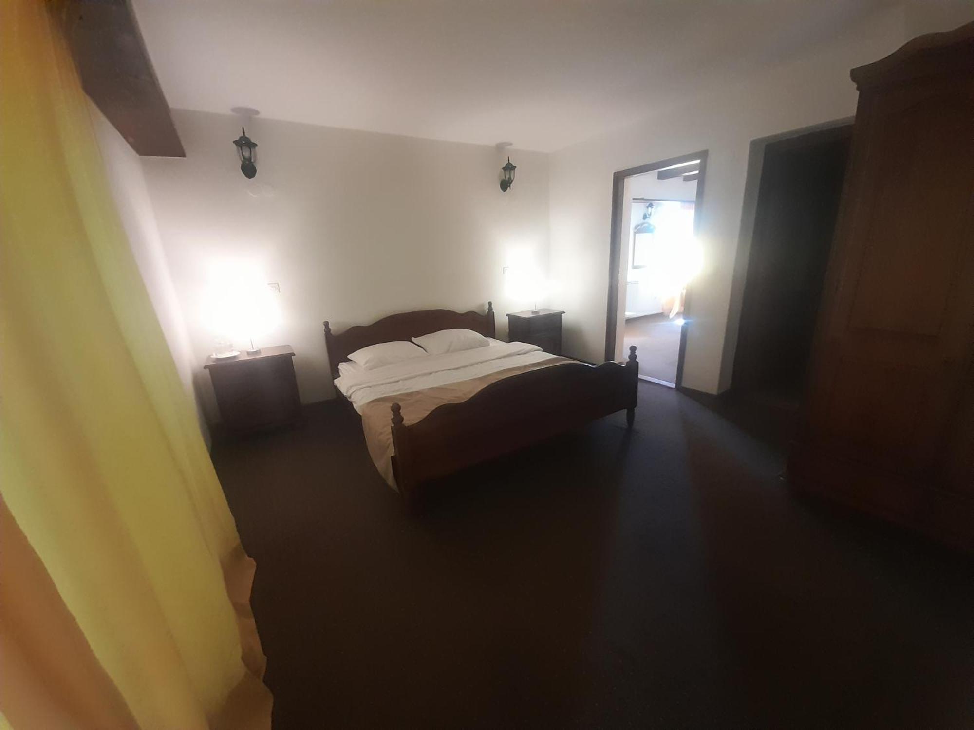 Teuta Palace Dom Faletici Hotel Sarajevo Bagian luar foto